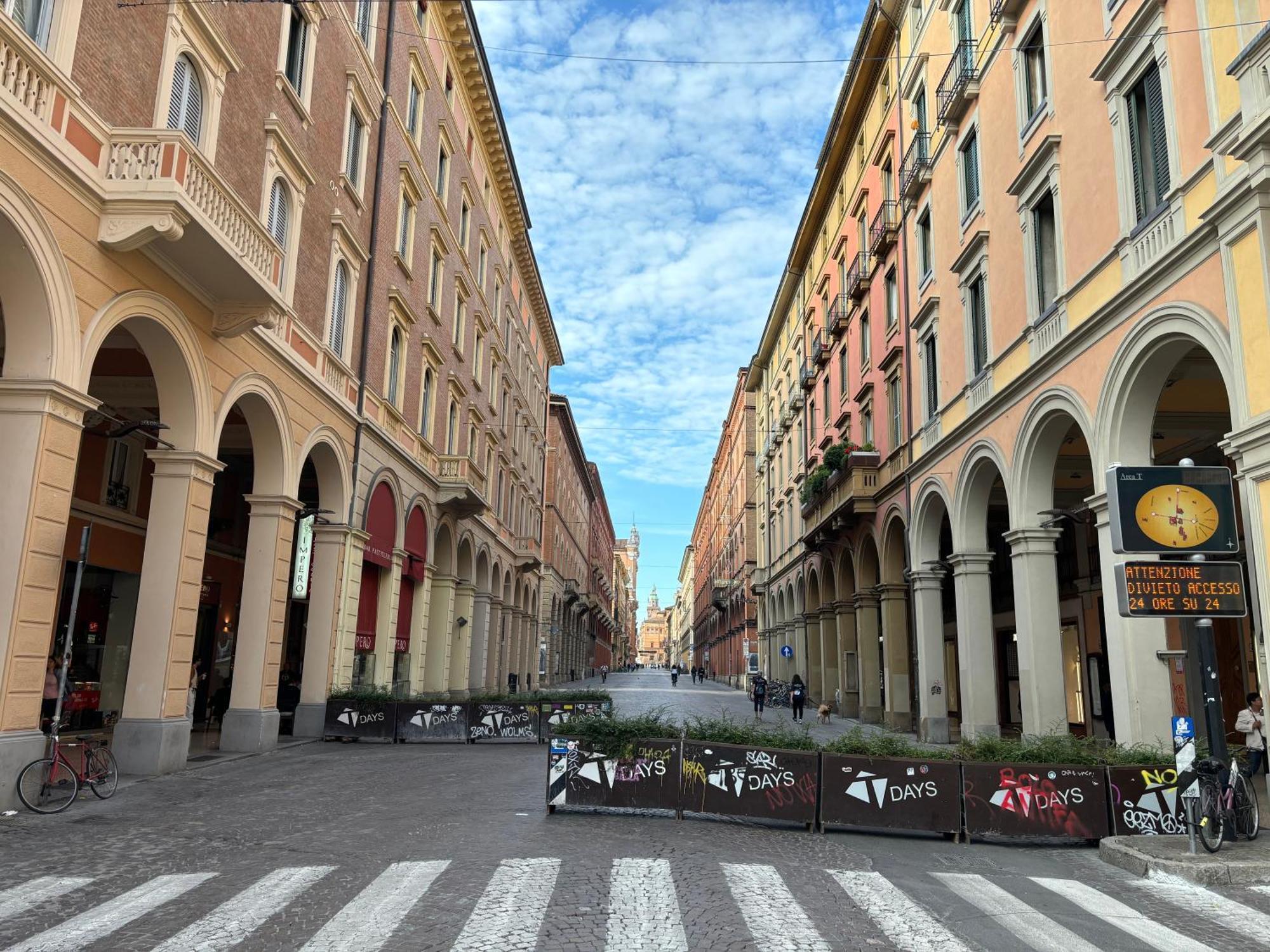 Indipendenza 24 Bed and Breakfast Bologna Exteriör bild