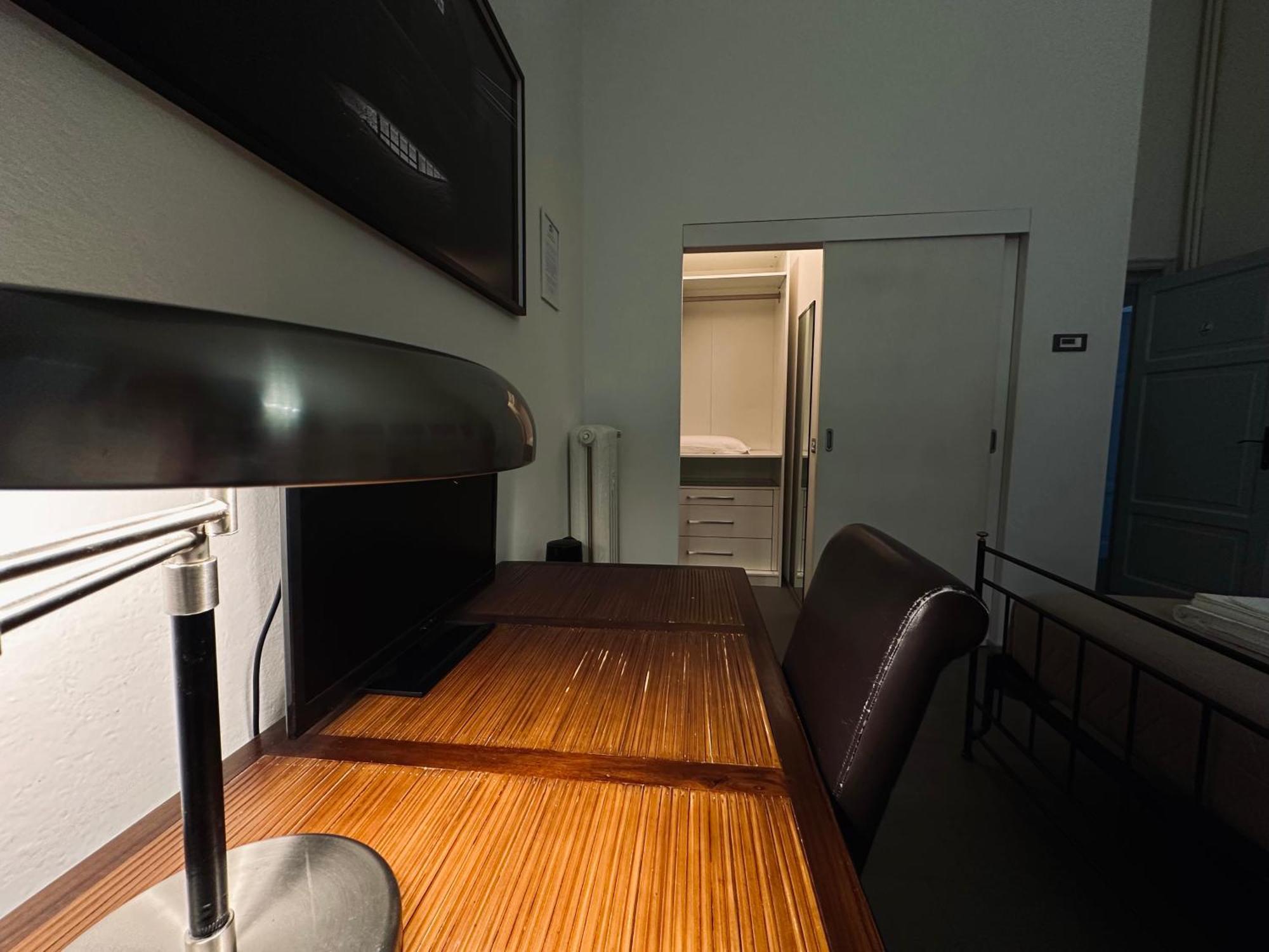Indipendenza 24 Bed and Breakfast Bologna Exteriör bild
