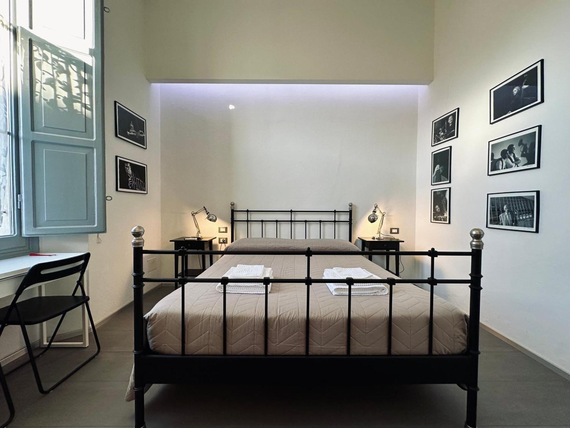 Indipendenza 24 Bed and Breakfast Bologna Exteriör bild