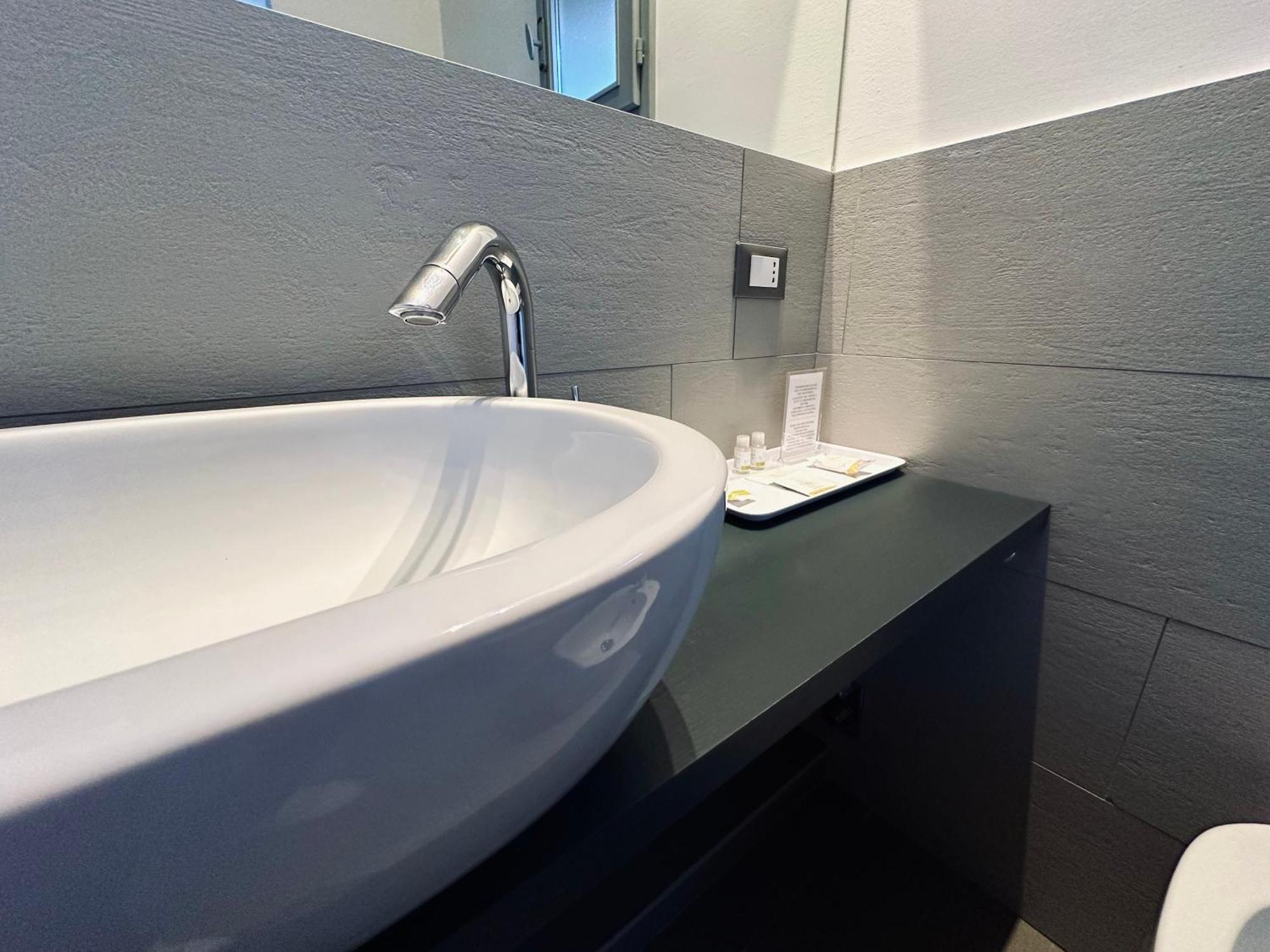 Indipendenza 24 Bed and Breakfast Bologna Exteriör bild