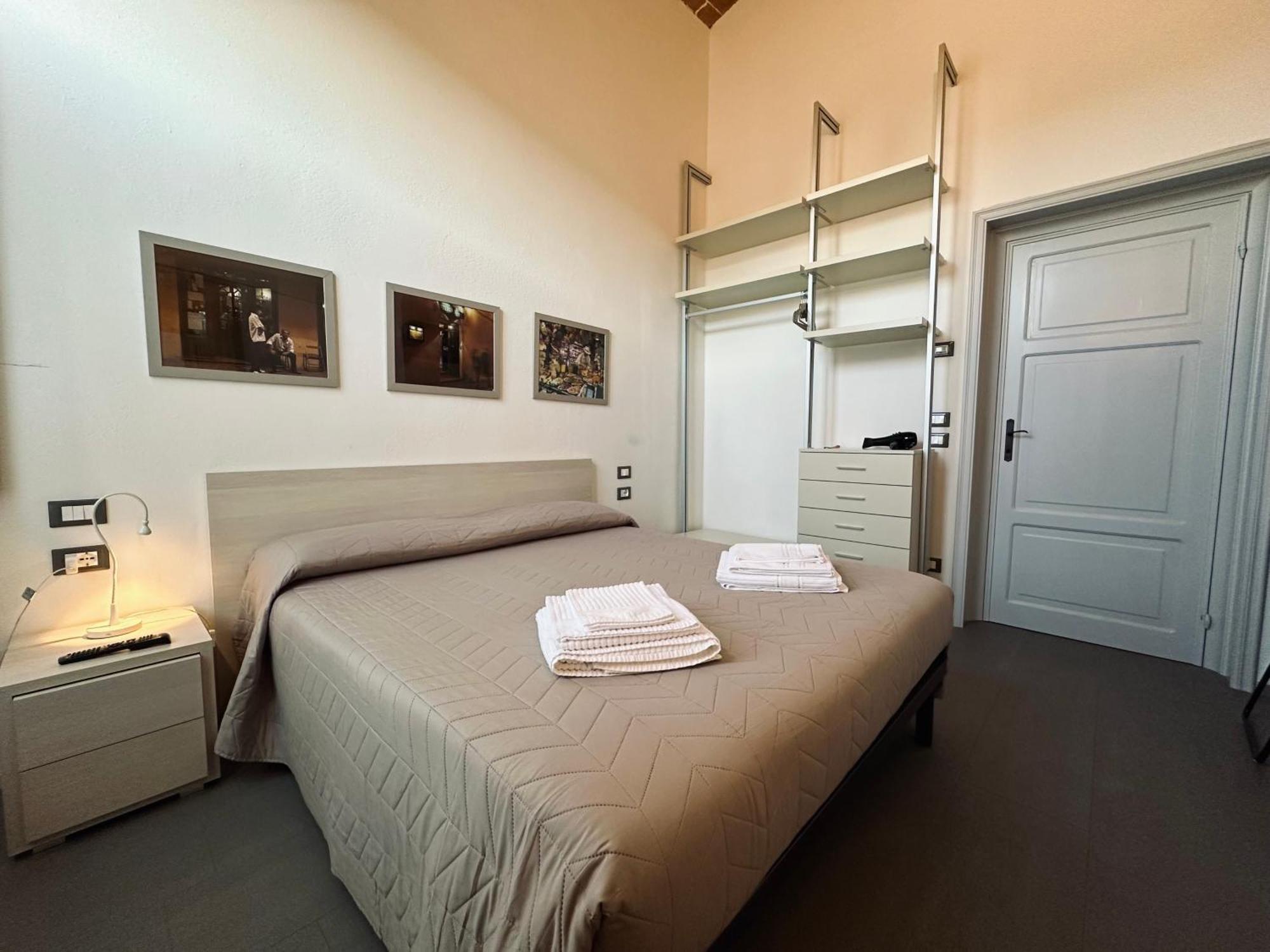 Indipendenza 24 Bed and Breakfast Bologna Exteriör bild